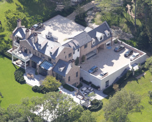 51835375 General Views of Tom Brady and Gisele Bundchen's recently completed custom home located next to the Brookline Country Club golf course in Chestnut Hill, Massachusetts. There was discussion that they wouldn't be allowed to join the club due to their high profile lives. FameFlynet, Inc - Beverly Hills, CA, USA - +1 (818) 307-4813